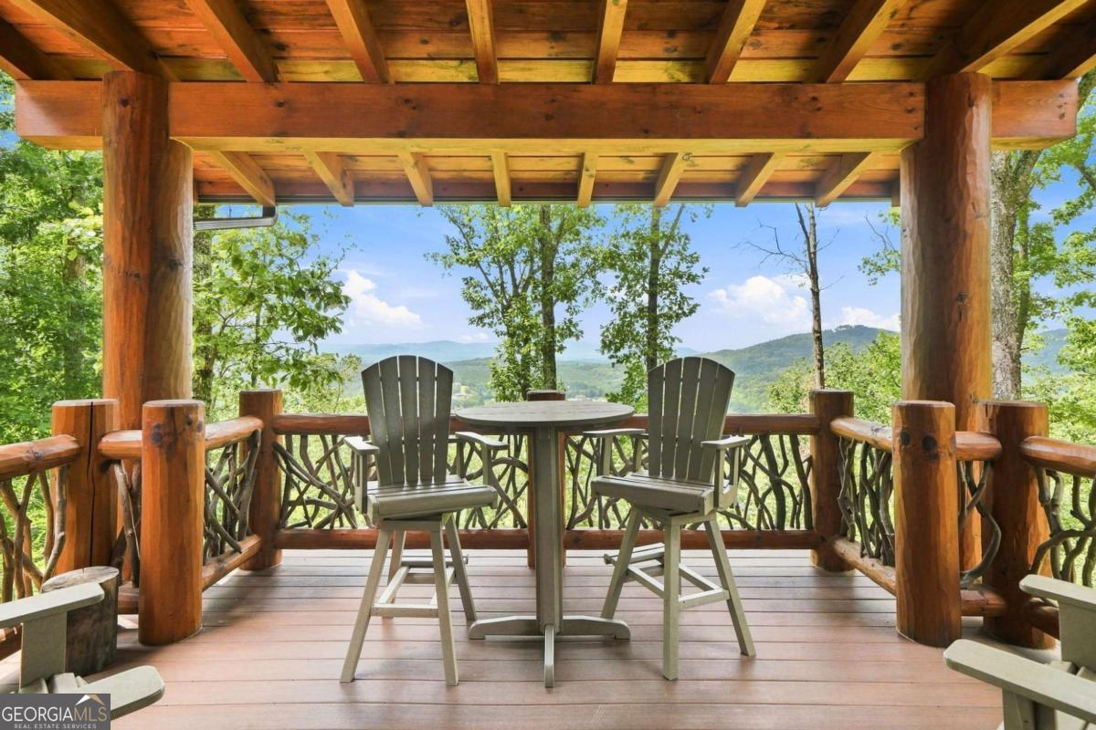 1175 Wolfcreek Road Property Photo 6