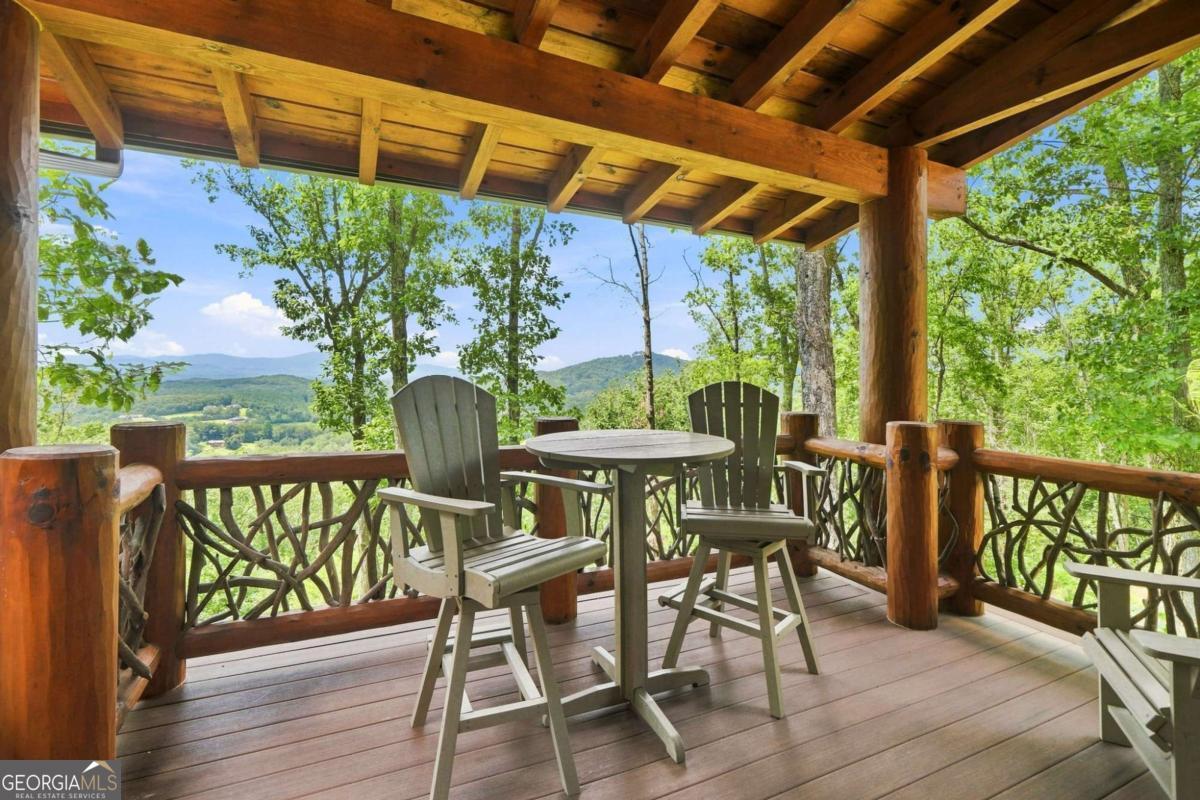 1175 Wolfcreek Road Property Photo 7