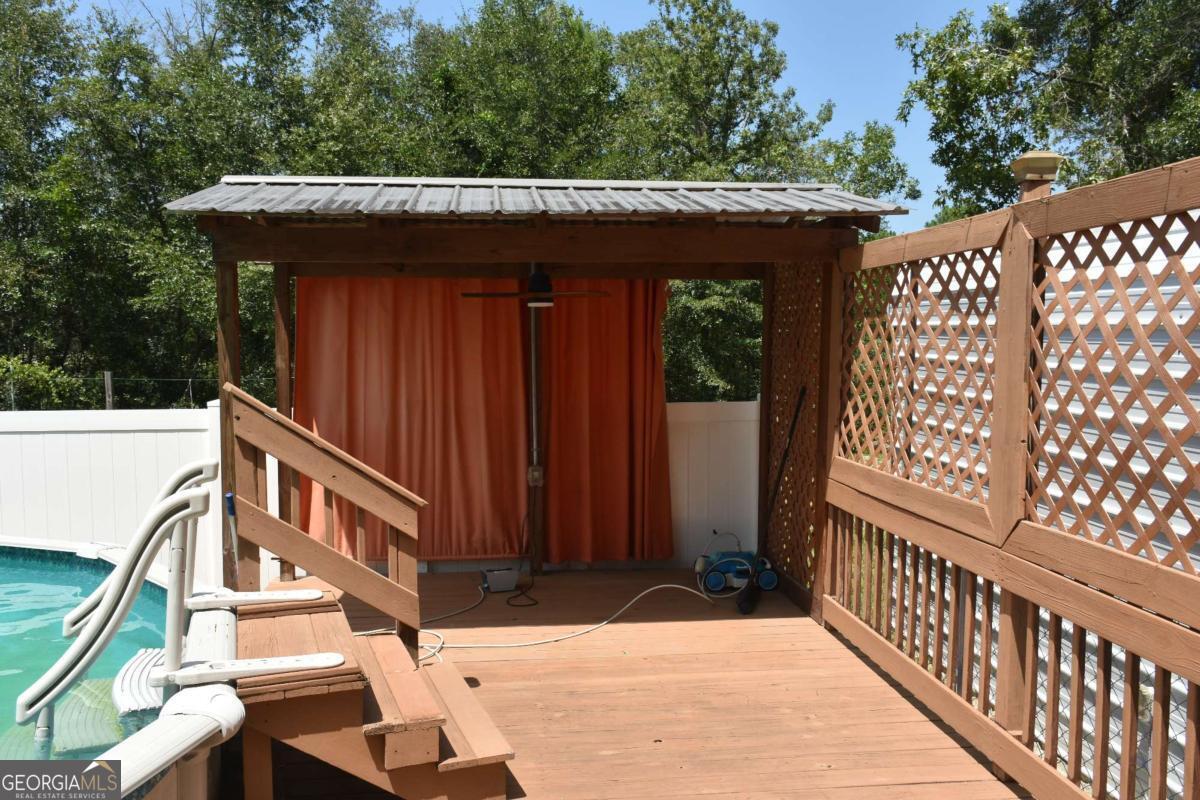 1438 Fannie Head Road Property Photo 6