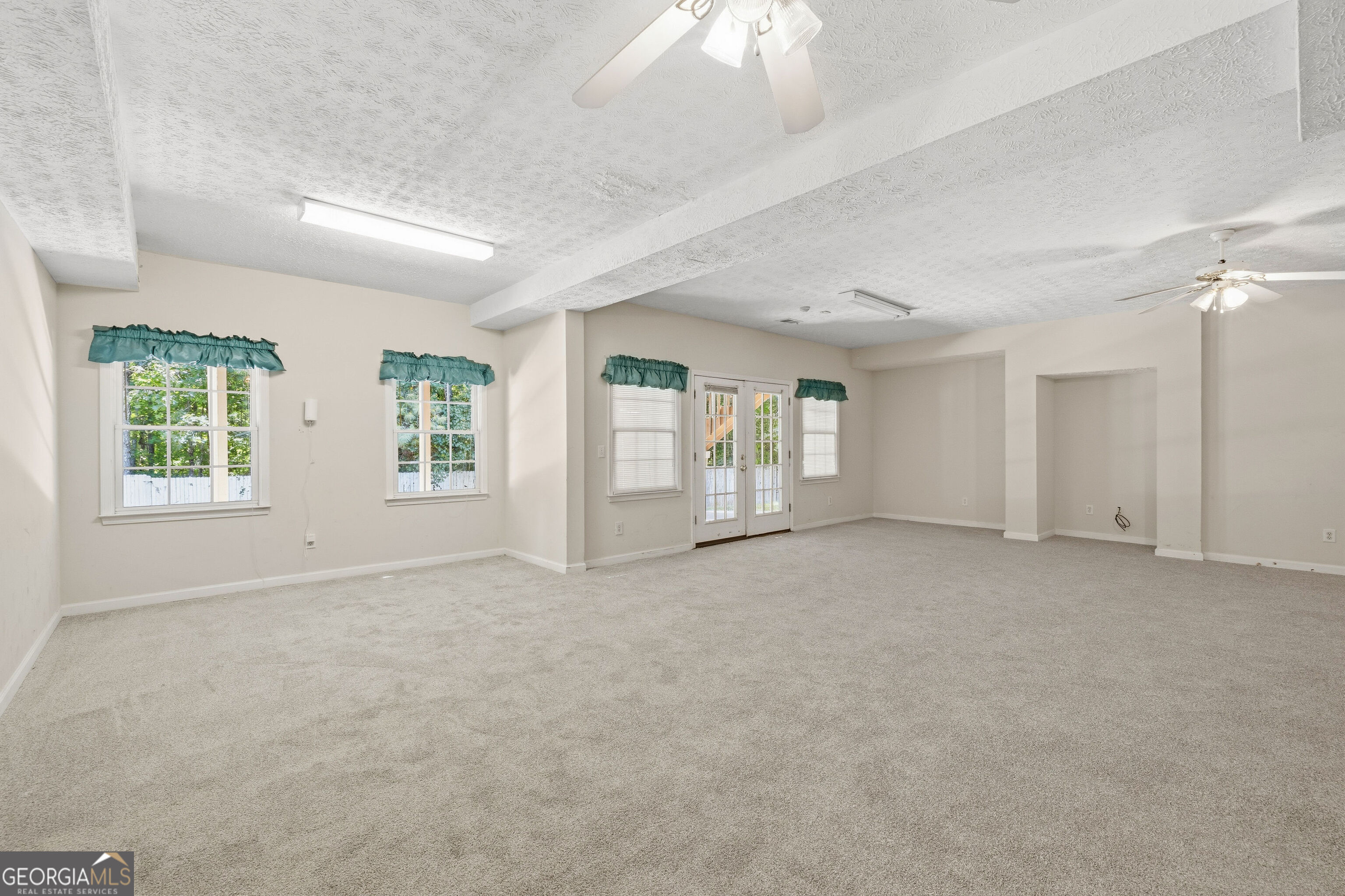 753 Deerwood Drive Property Photo 9