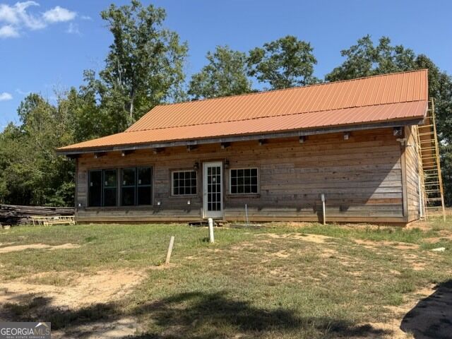 1920 Hwy 18 Se Property Photo 1