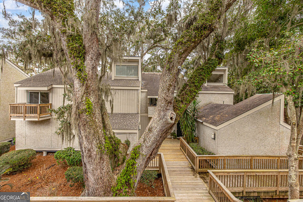 413 Fairway Villas Drive Property Photo 4
