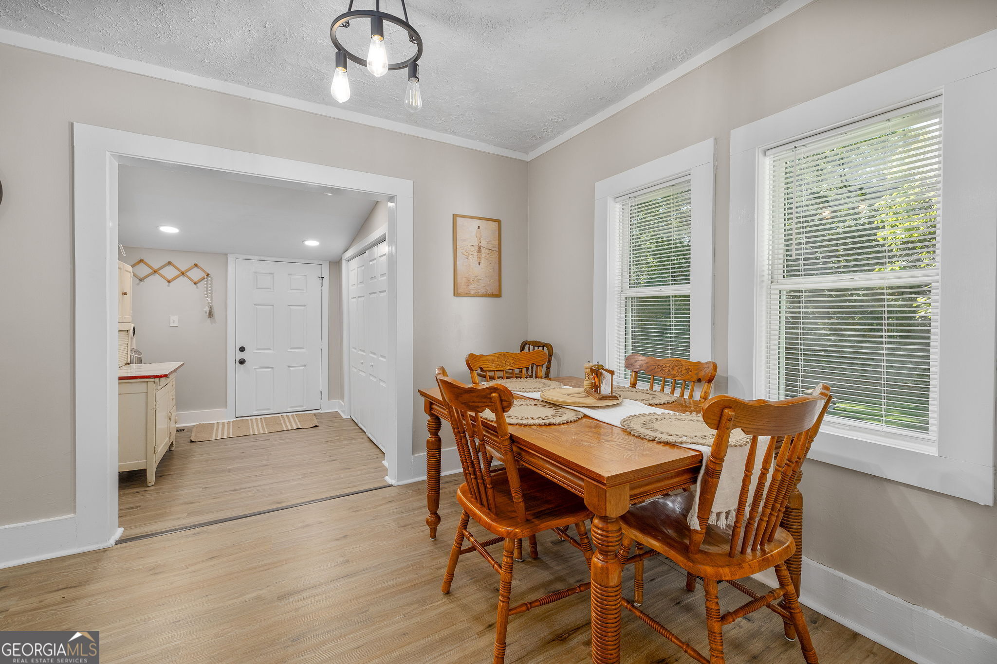 283 Easy Street Property Photo 11