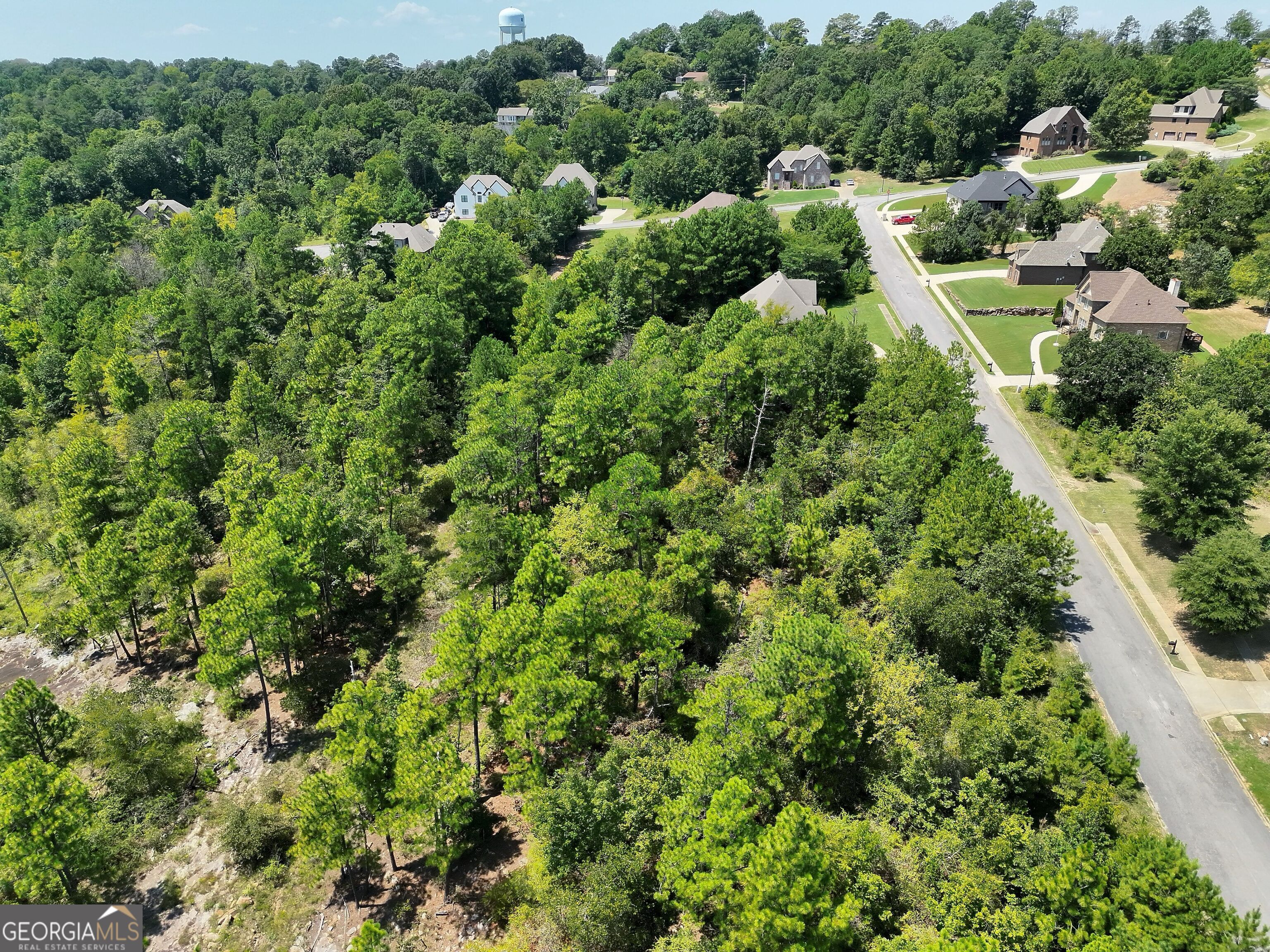 1016 Sterling Lakes Circle Property Photo 5