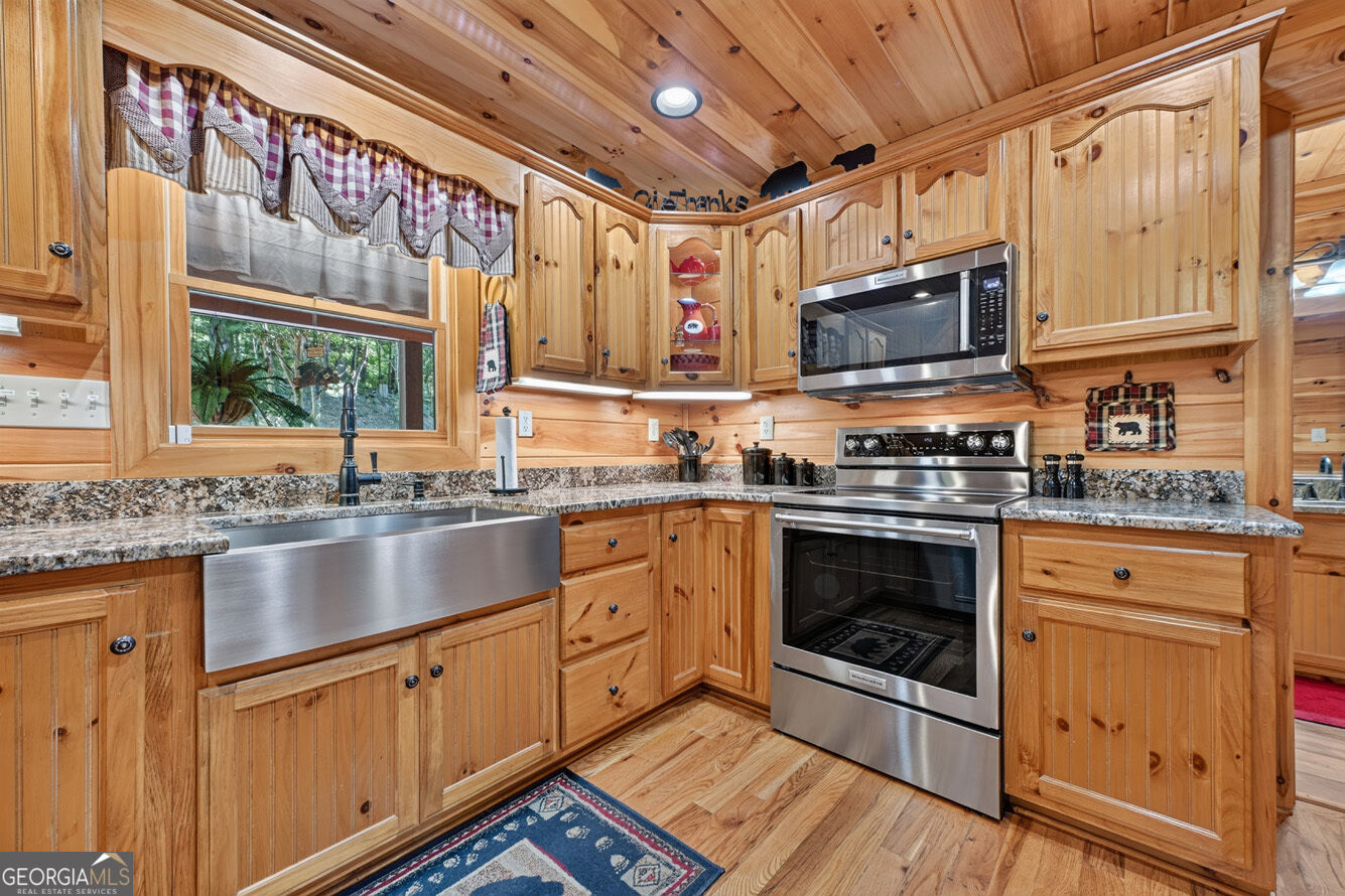 2975 Mountain Tops Road Property Photo 15