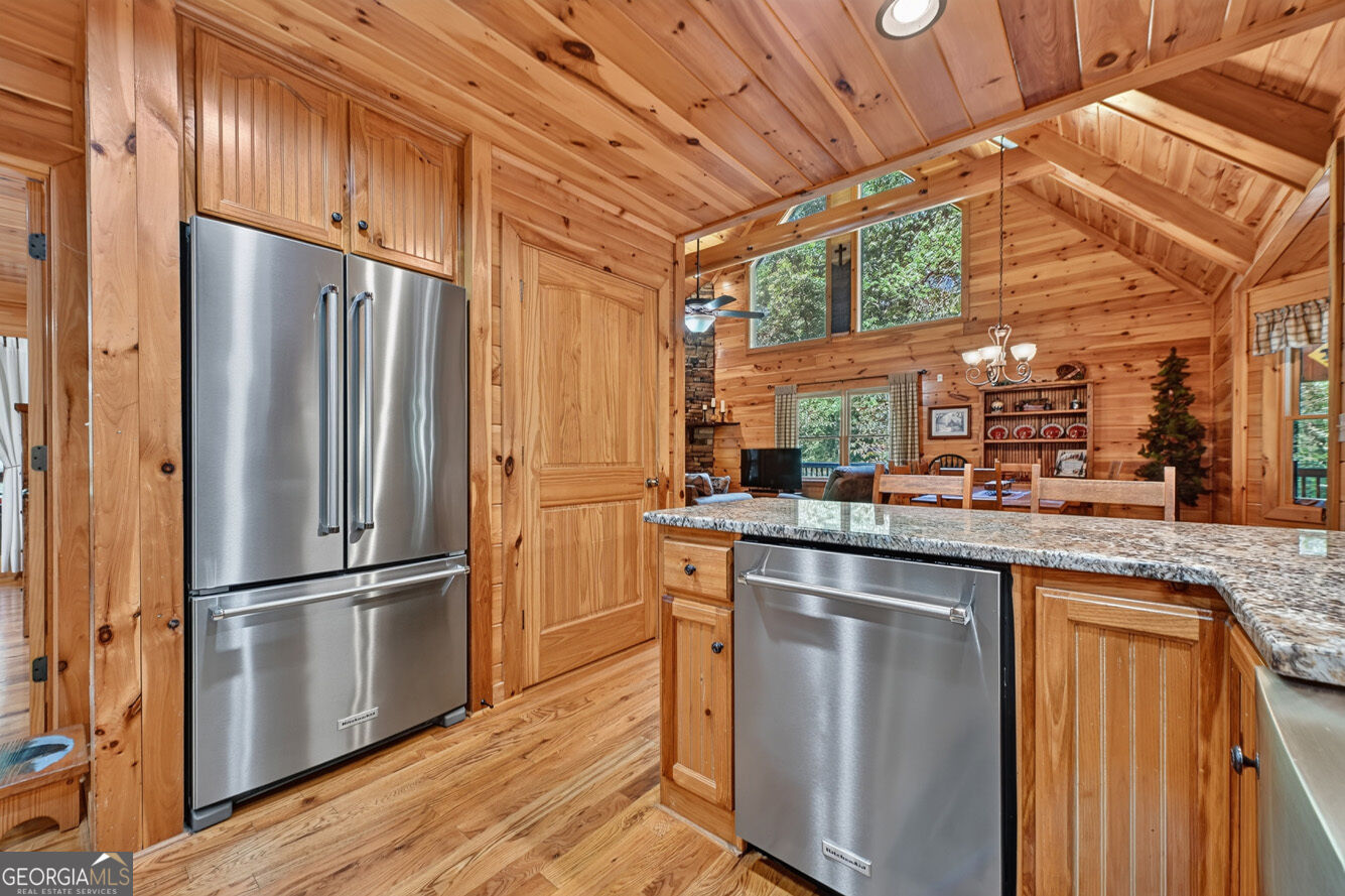 2975 Mountain Tops Road Property Photo 17