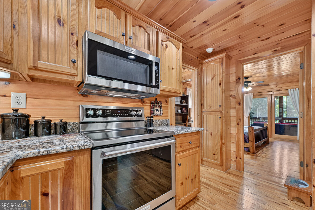 2975 Mountain Tops Road Property Photo 18