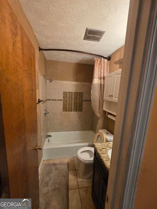 1446 Smithson Drive Property Photo 3