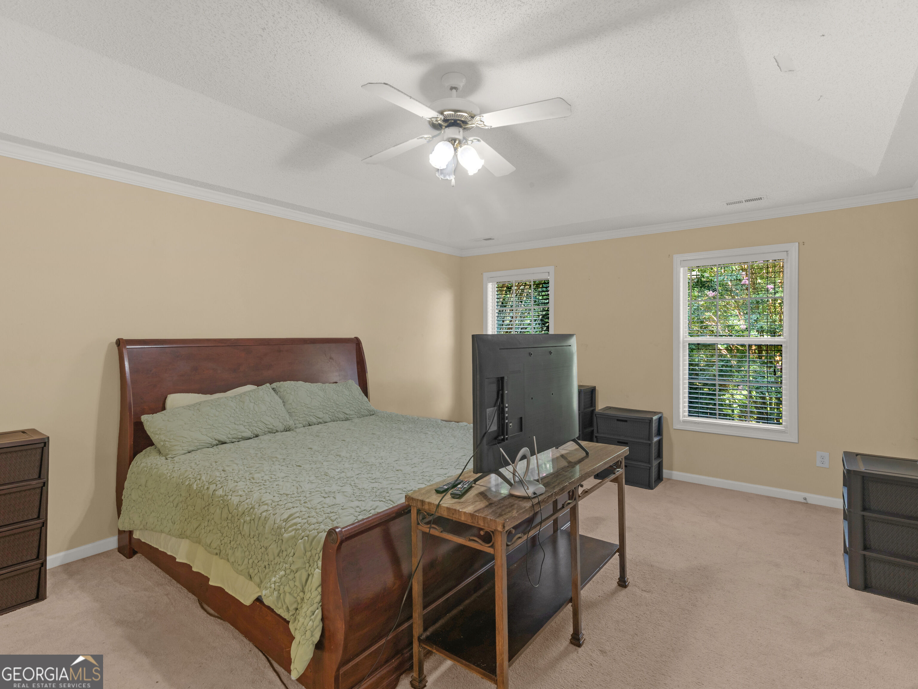 112 Crown Oaks Drive Property Photo 13