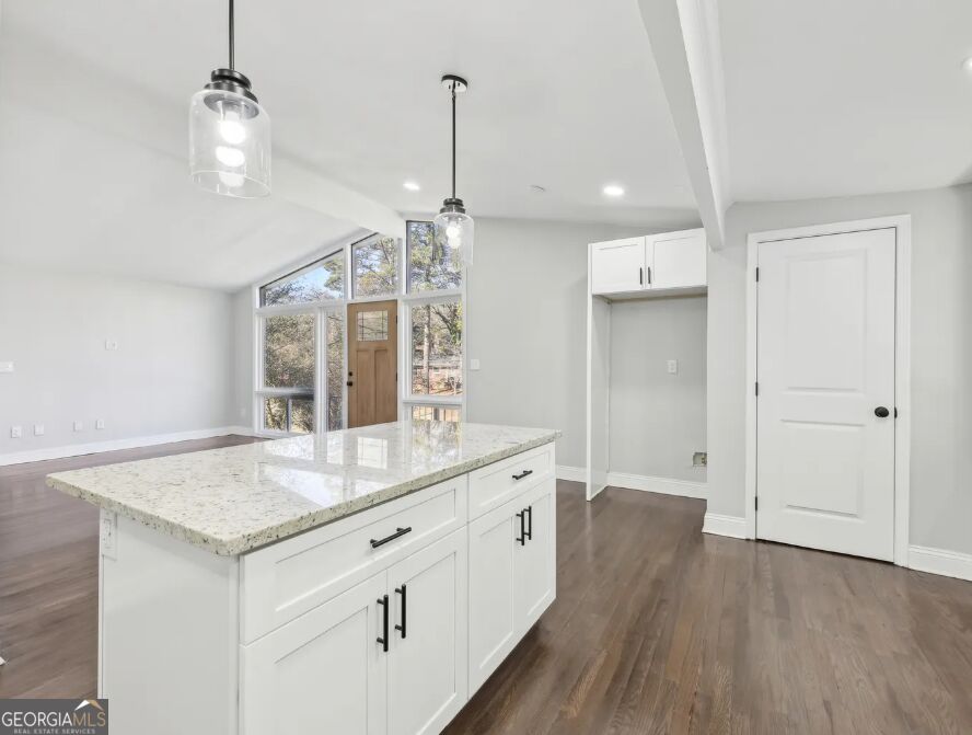 2592 Baker Road Nw Property Photo 6