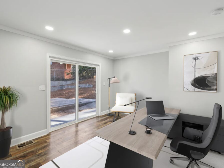 2592 Baker Road Nw Property Photo 17