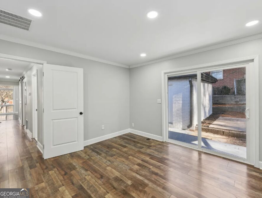2592 Baker Road Nw Property Photo 18