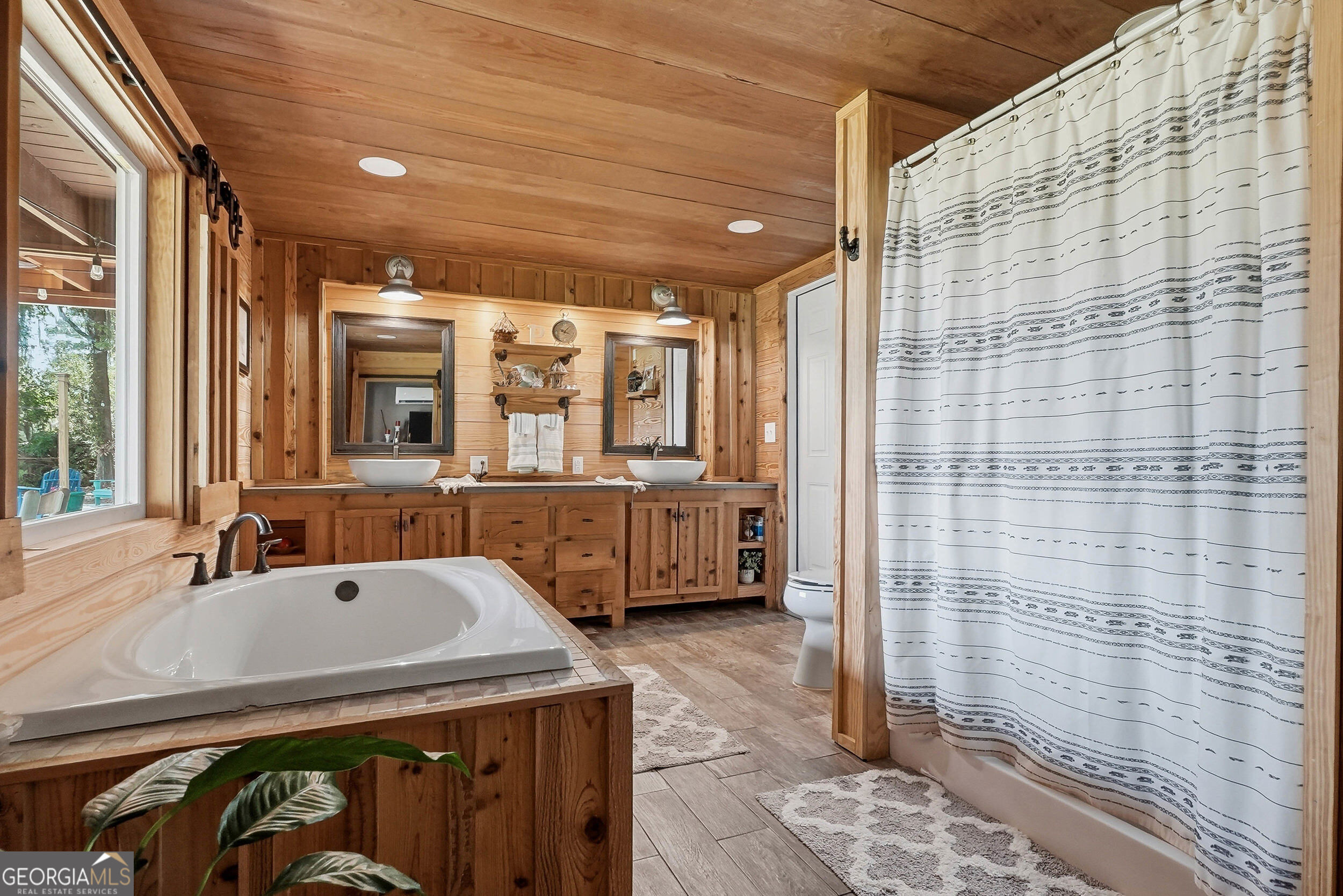 110 Sawdust Trail Property Photo 31