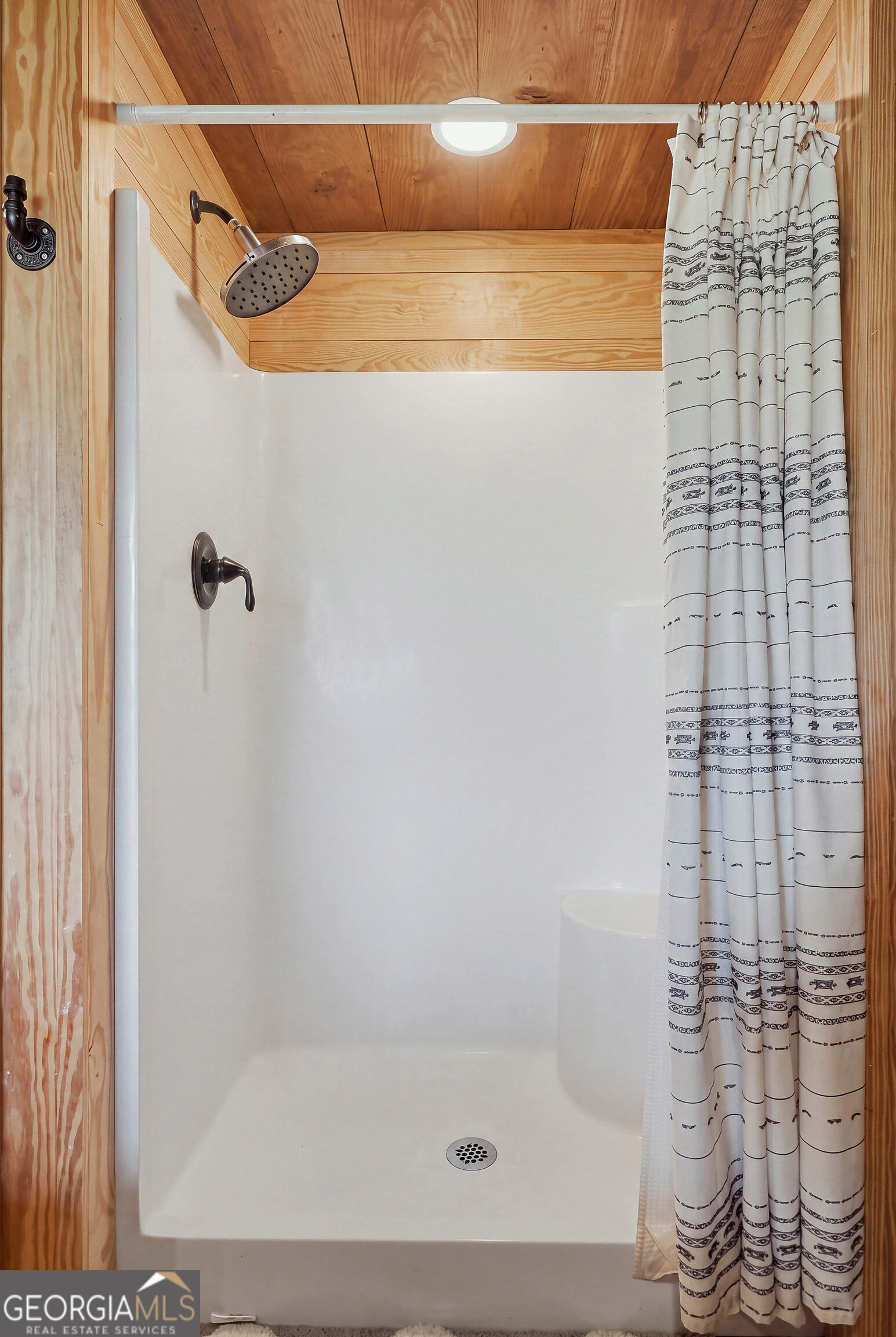 110 Sawdust Trail Property Photo 34