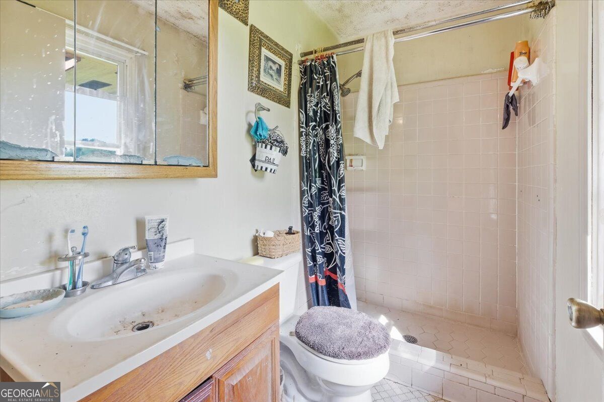109 Avalon Drive Property Photo 14