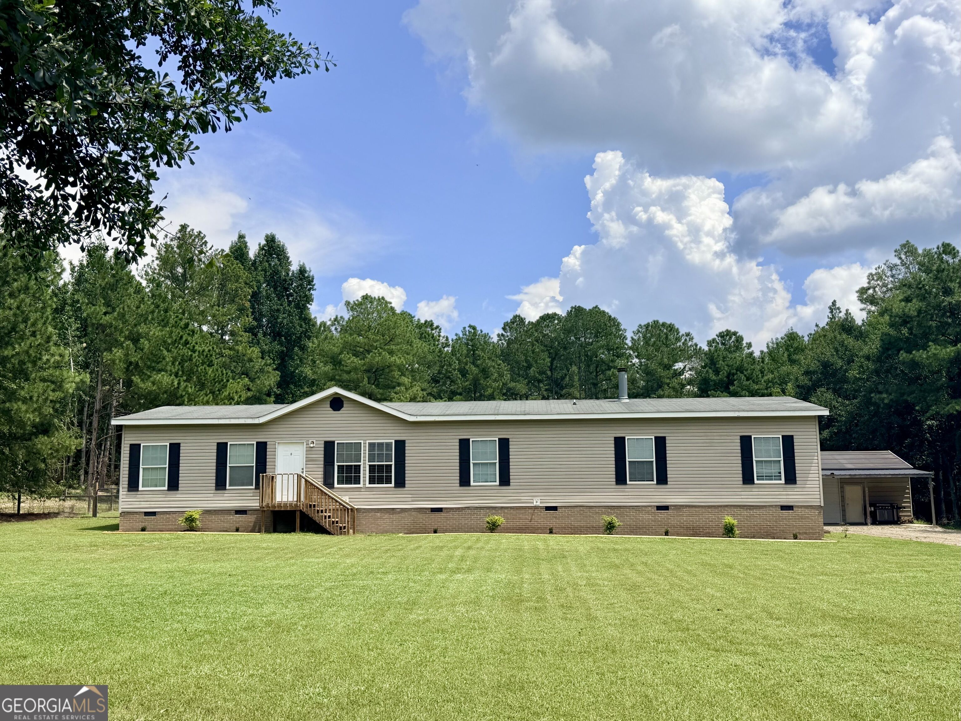 816 Matts Lane