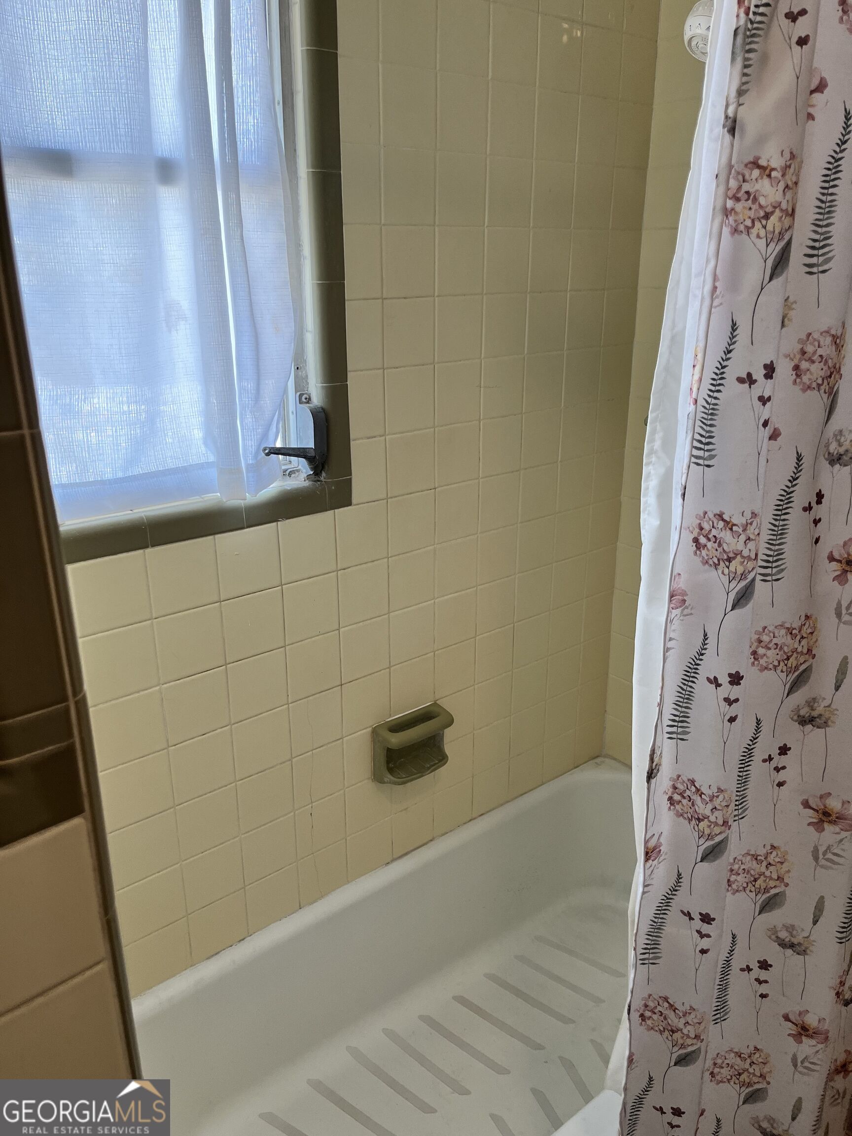 2450 Third Street Property Photo 24