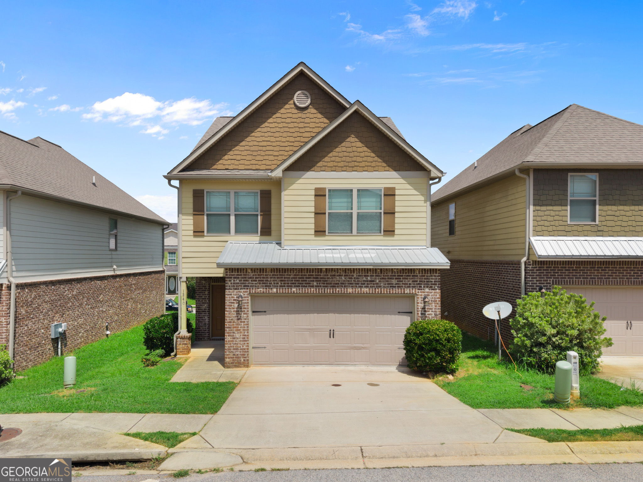 1240 Faye Court Property Photo 1