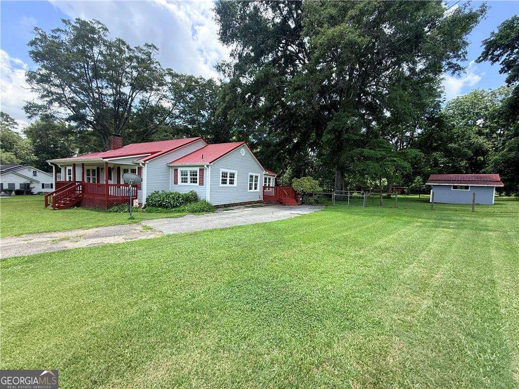 16 Garrett Avenue Property Photo 2