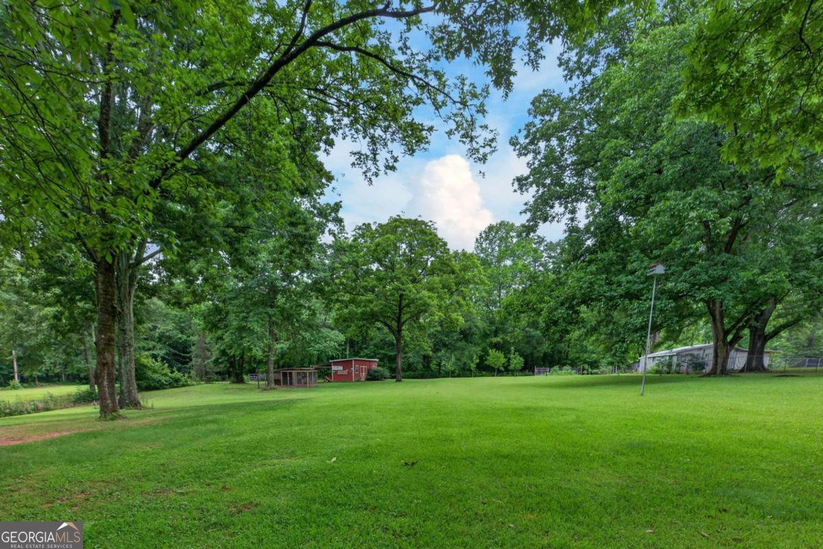 16 Garrett Avenue Property Photo 10