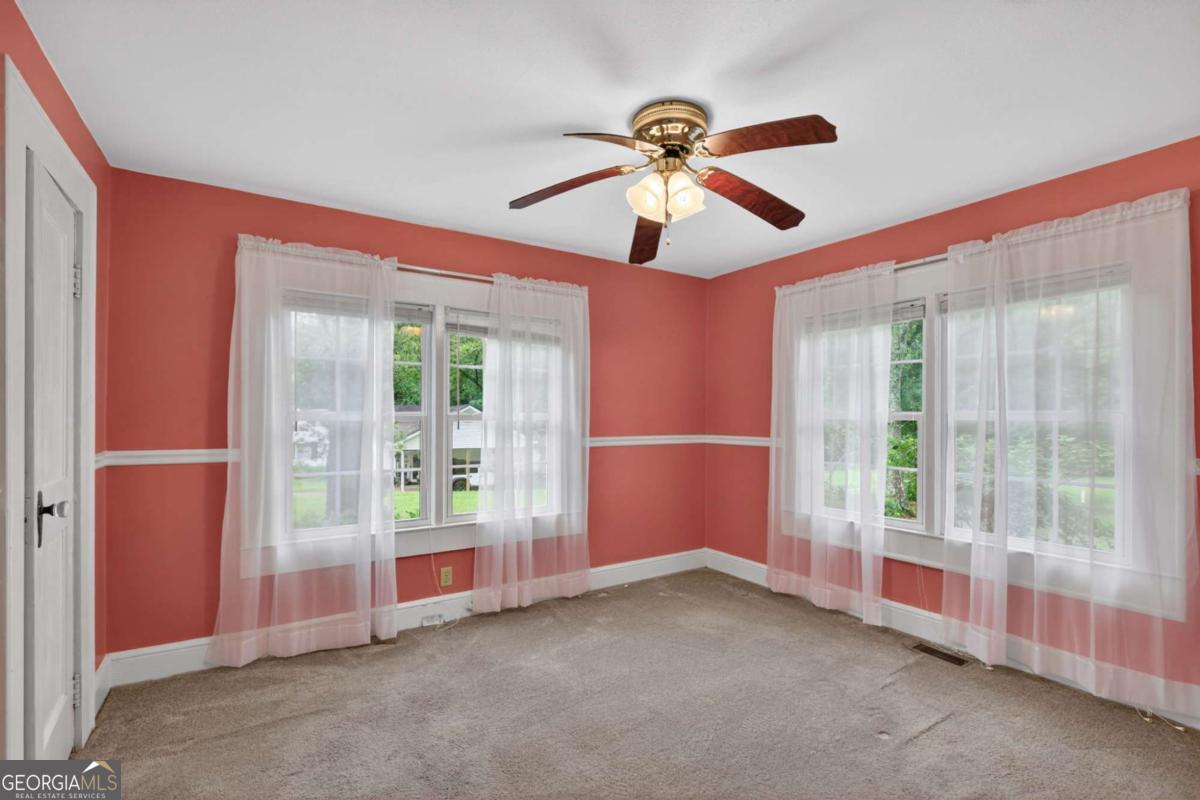 16 Garrett Avenue Property Photo 21