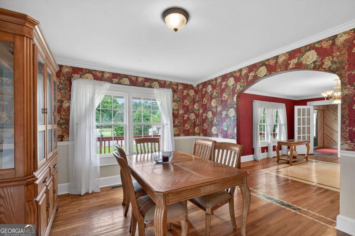 16 Garrett Avenue Property Photo 25