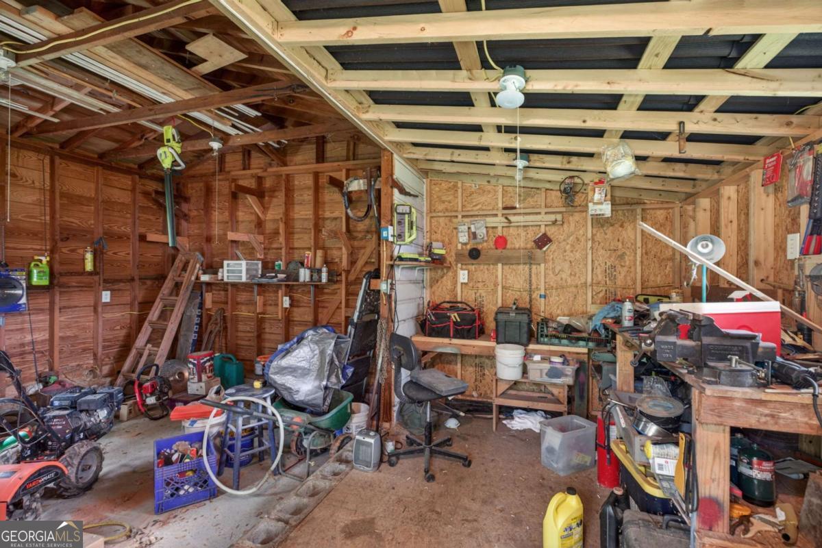 16 Garrett Avenue Property Photo 32