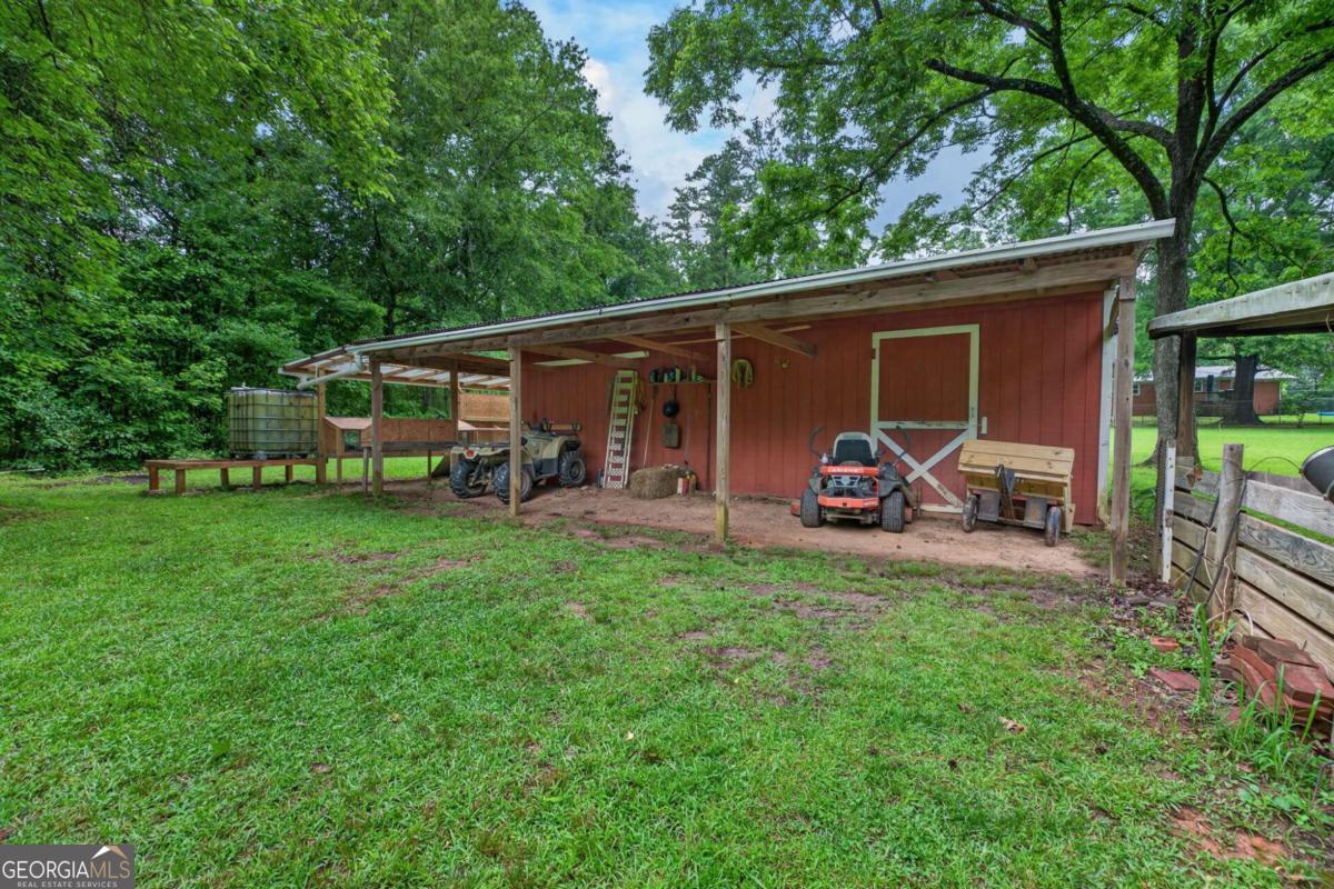 16 Garrett Avenue Property Photo 34