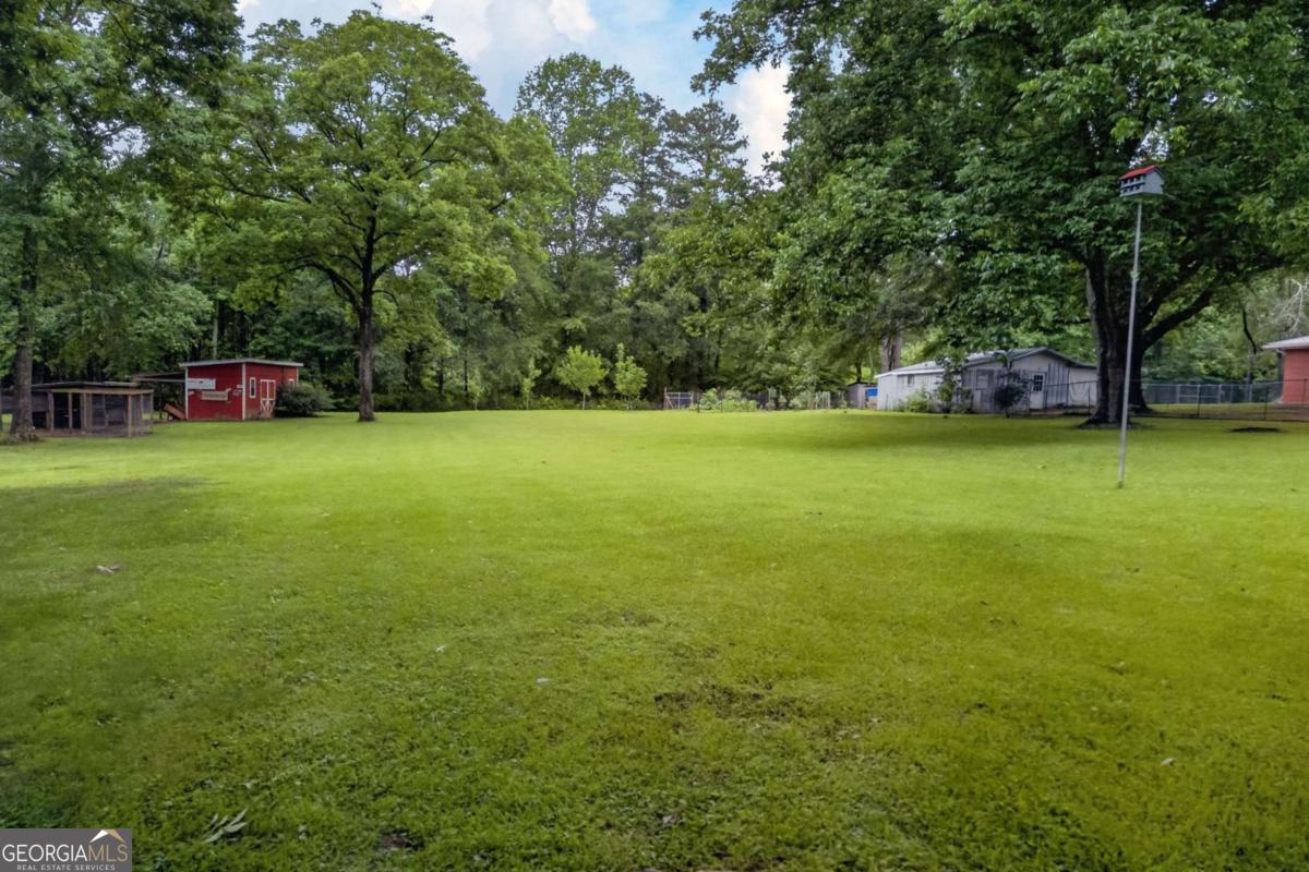 16 Garrett Avenue Property Photo 42