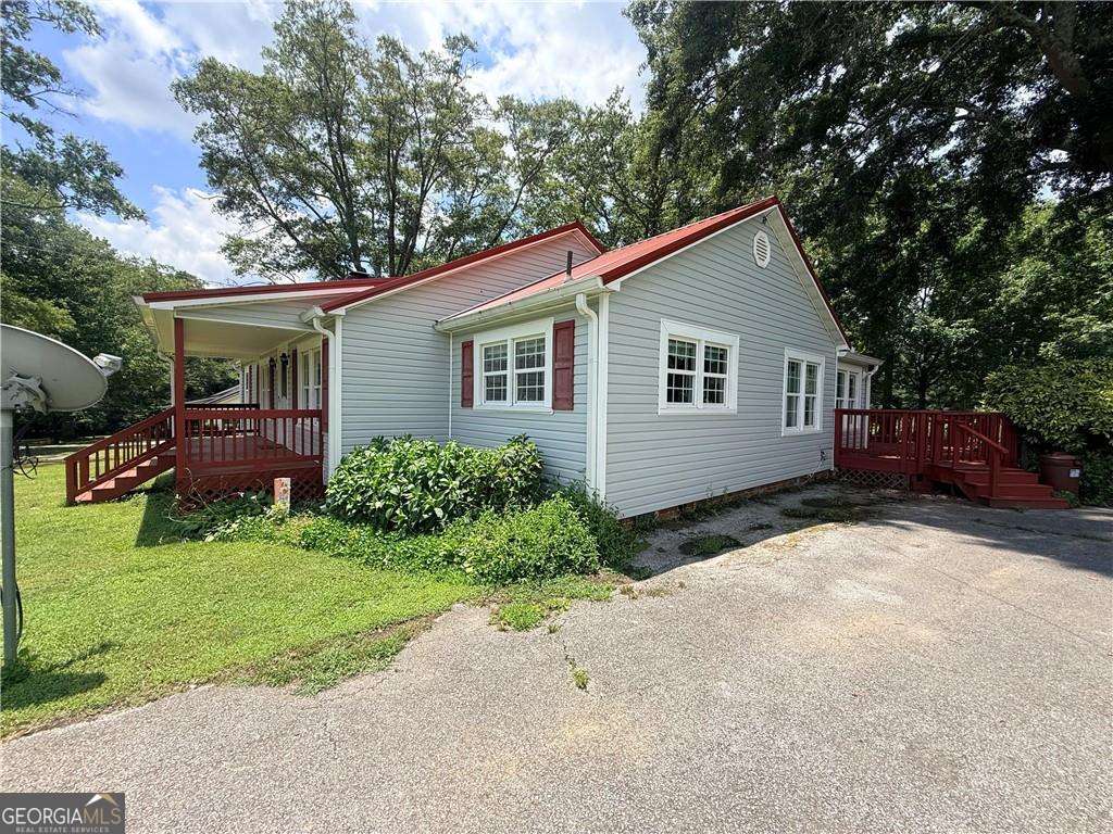 16 Garrett Avenue Property Photo 47