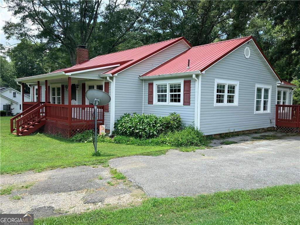 16 Garrett Avenue Property Photo 49