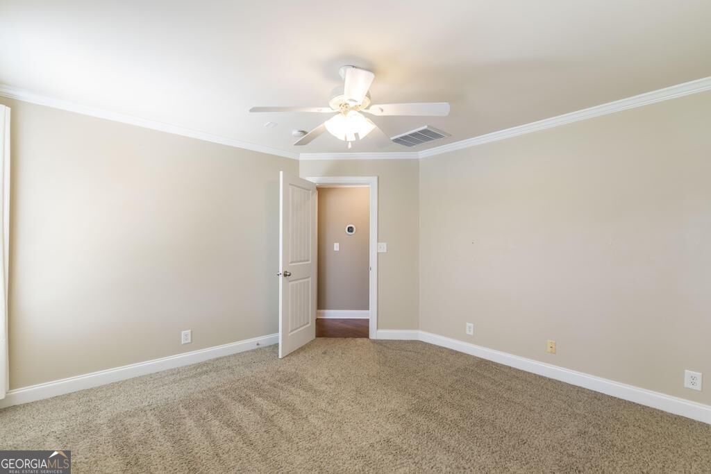 203 Avondale Circle Property Photo 40