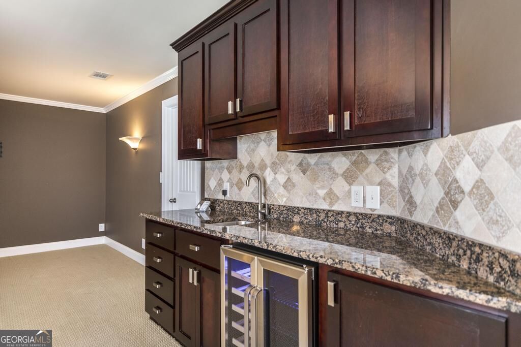 203 Avondale Circle Property Photo 42