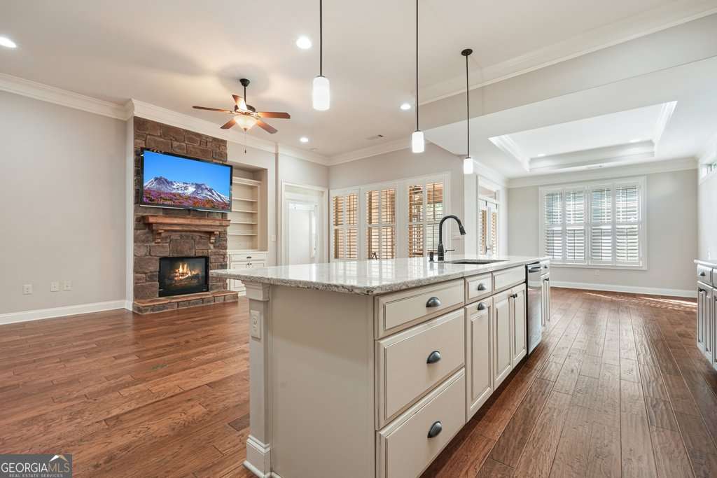 416 Windy Ridge Way Property Photo 10