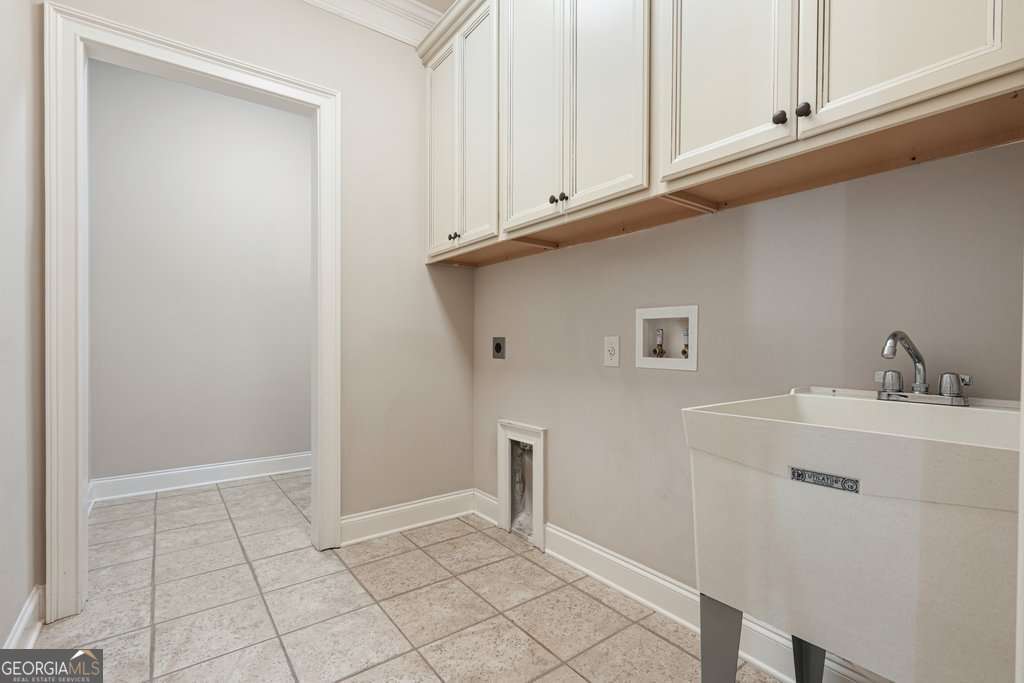 416 Windy Ridge Way Property Photo 14