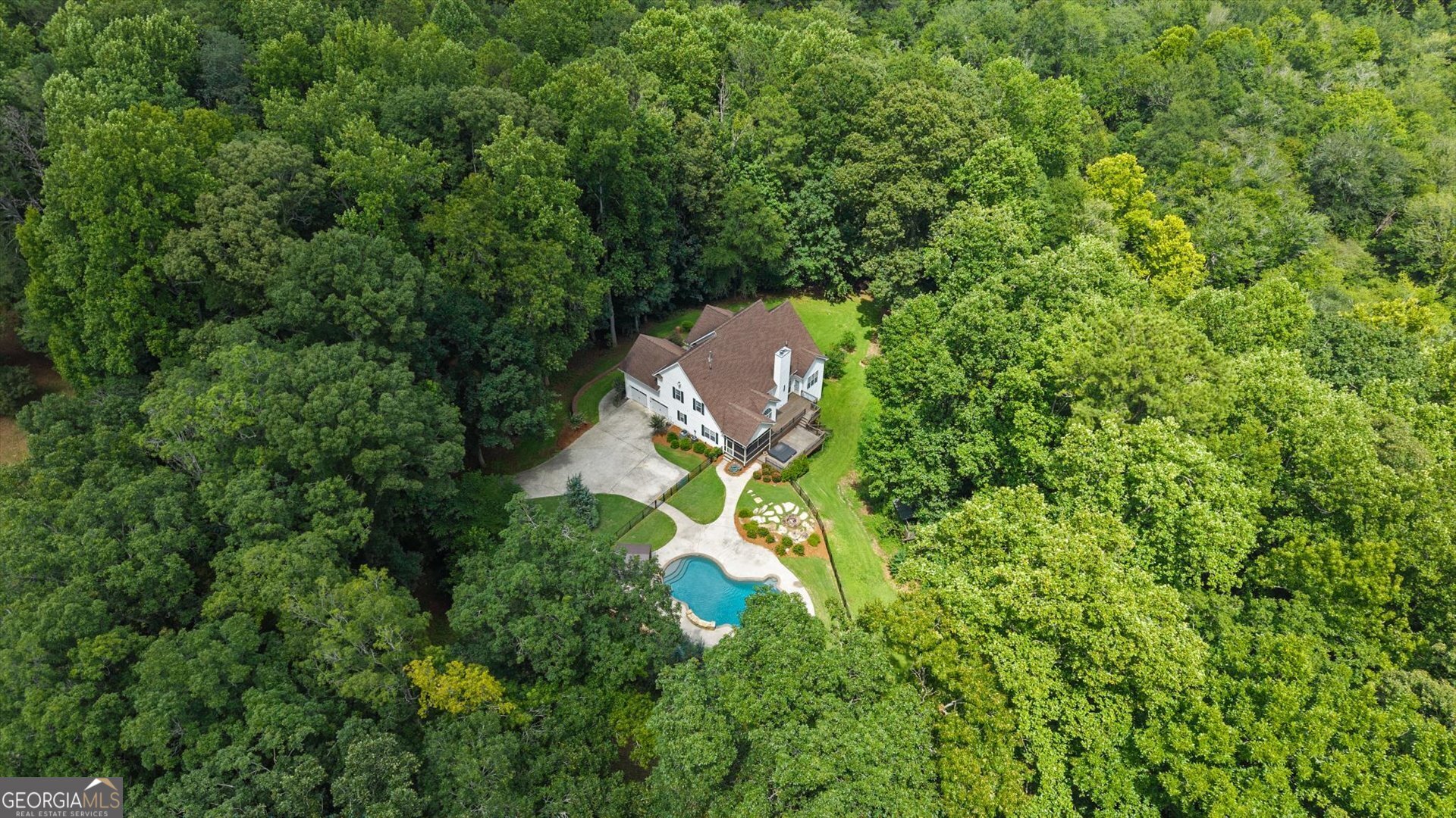 971 Cown Road Property Photo 3