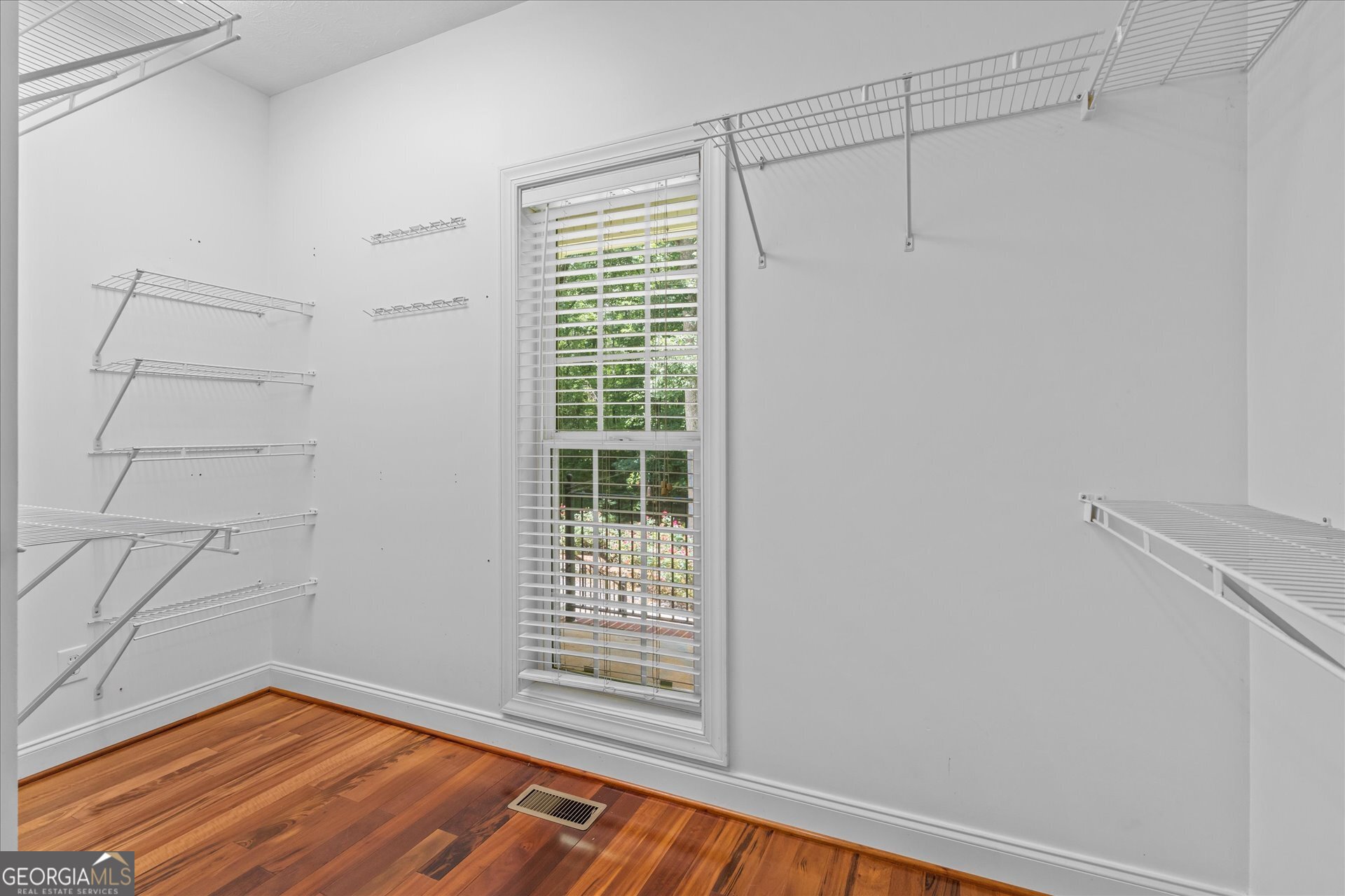 971 Cown Road Property Photo 32