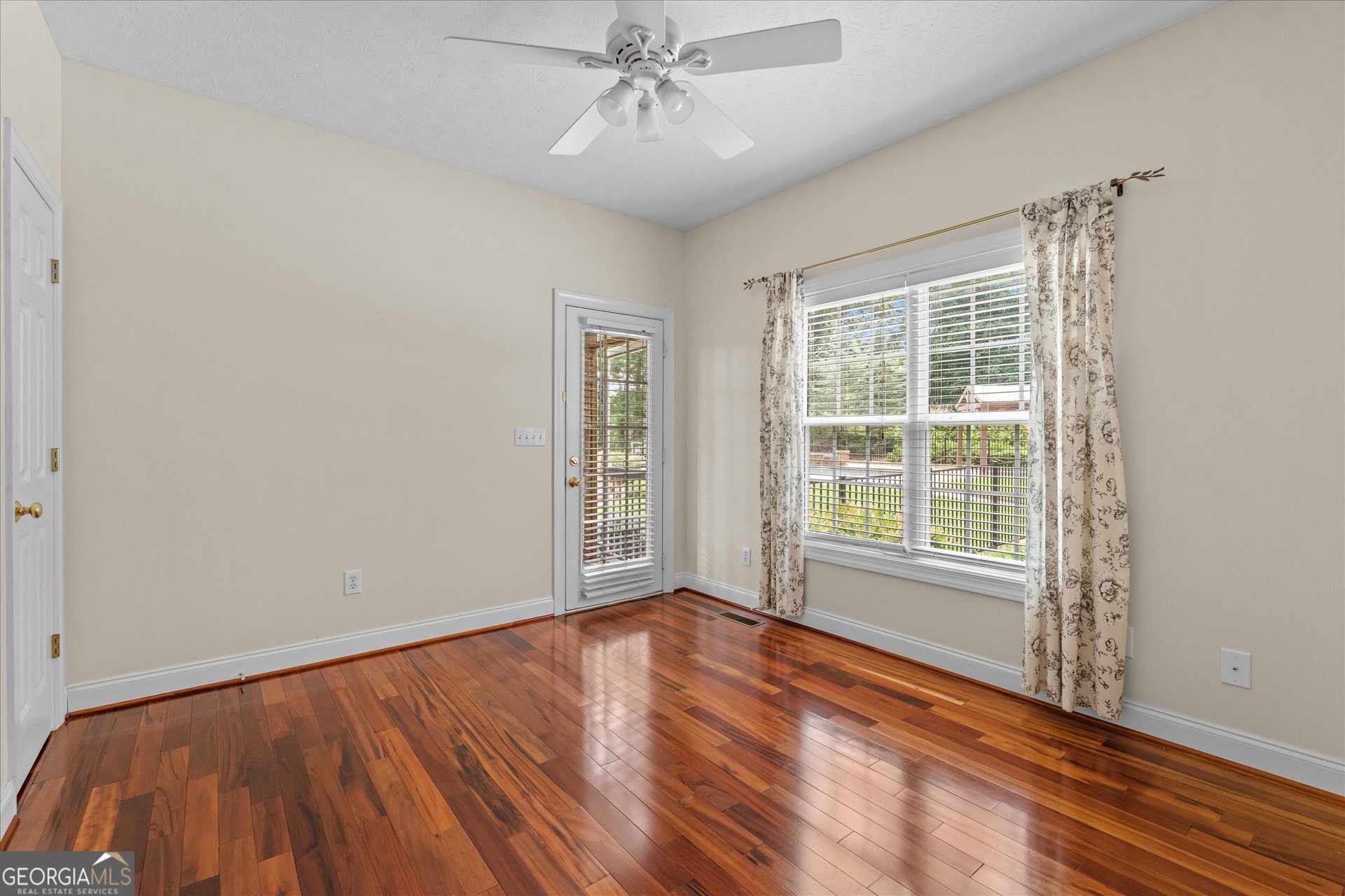 971 Cown Road Property Photo 33