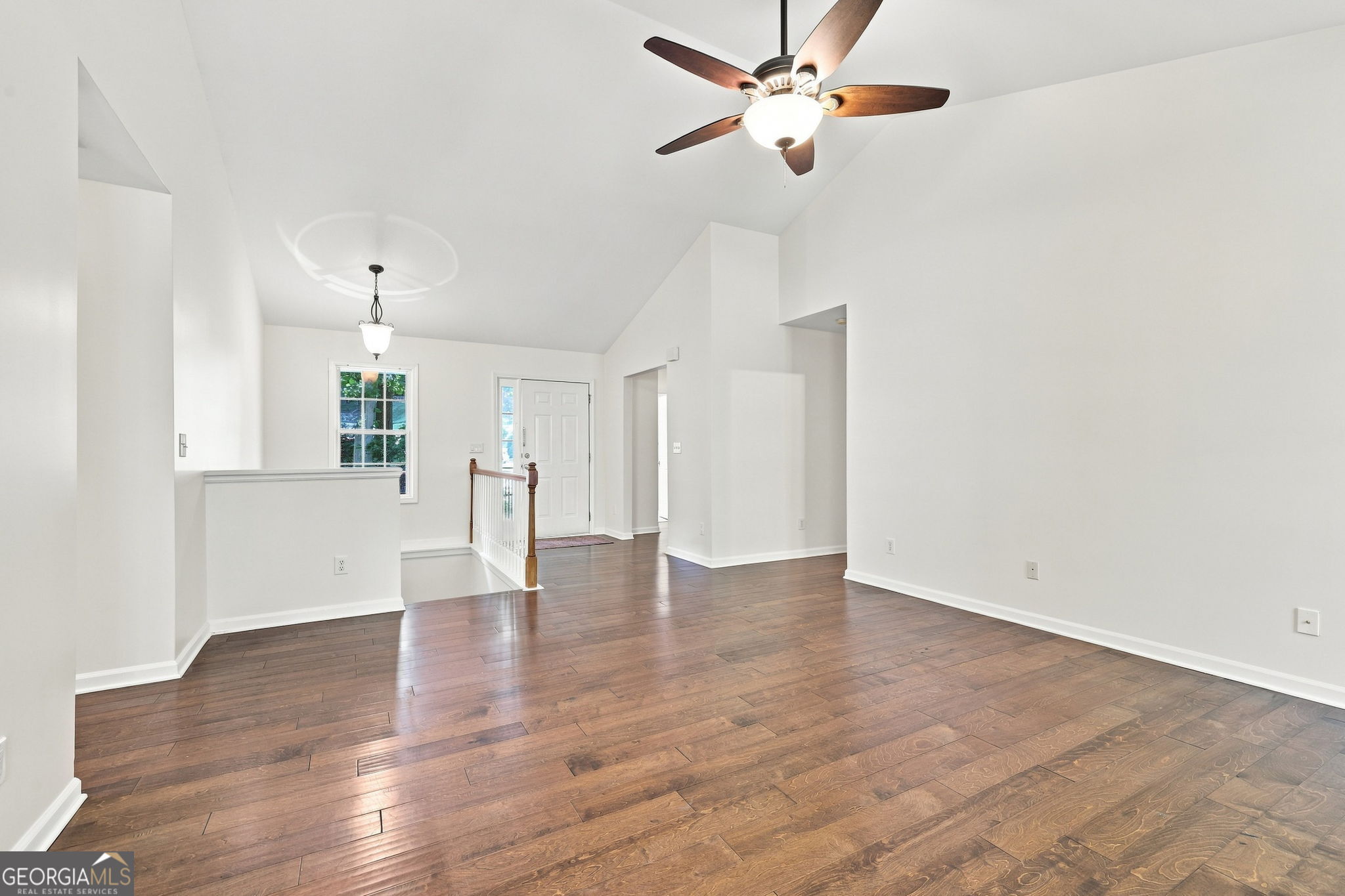 211 Westwind Drive Property Photo 10