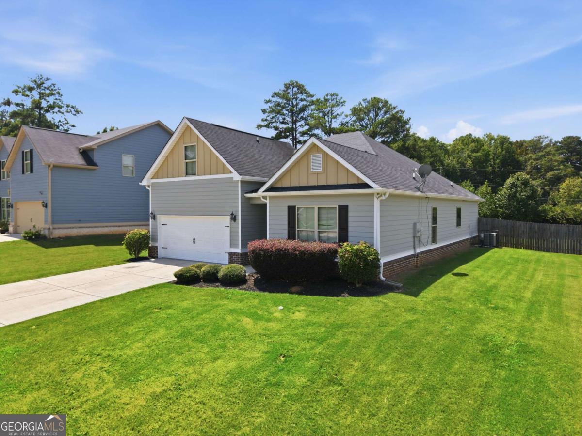 6311 Horizon Court Property Photo 4
