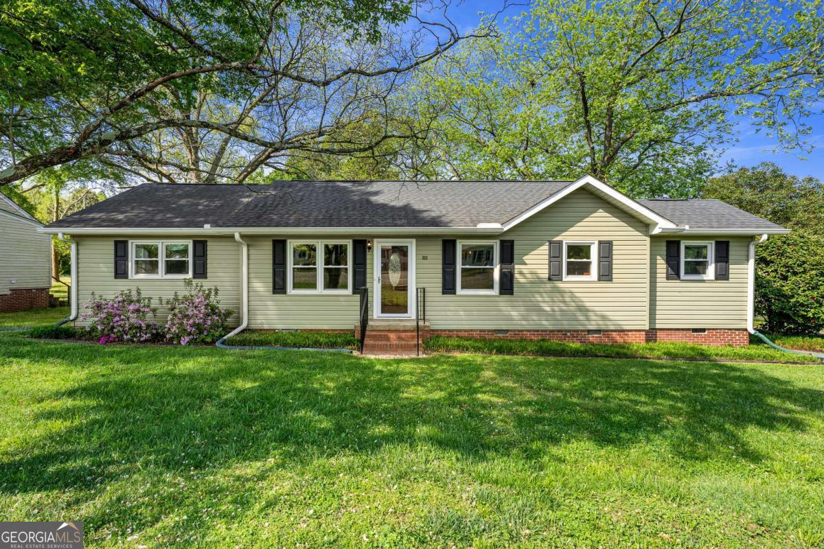 810 Benson Street Property Photo 1