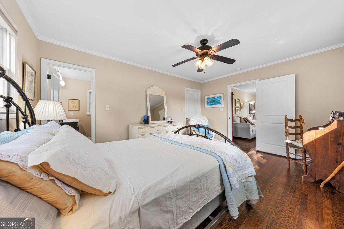 810 Benson Street Property Photo 17