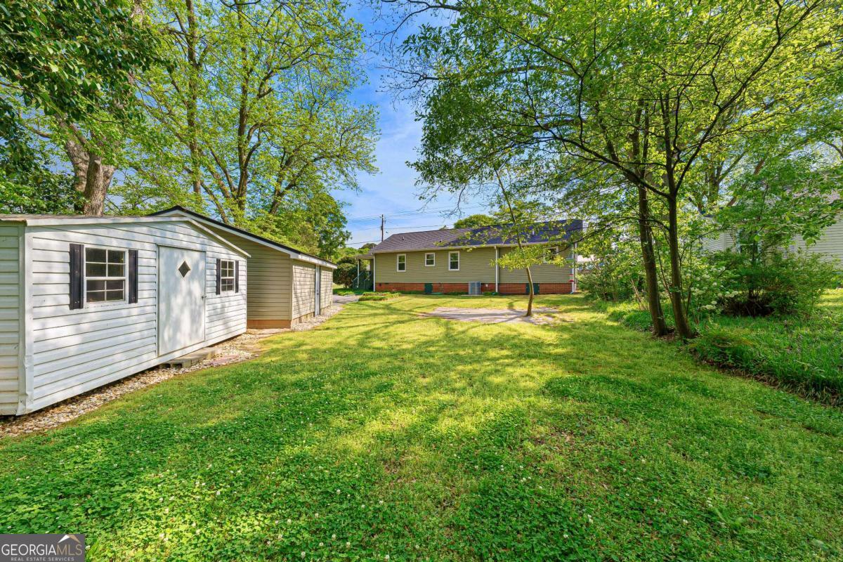 810 Benson Street Property Photo 34