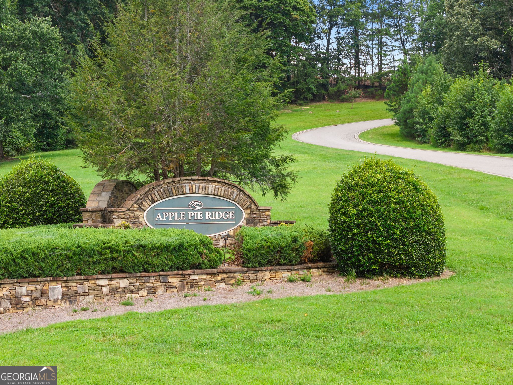 150 Lake Ridge Trail Property Photo 5