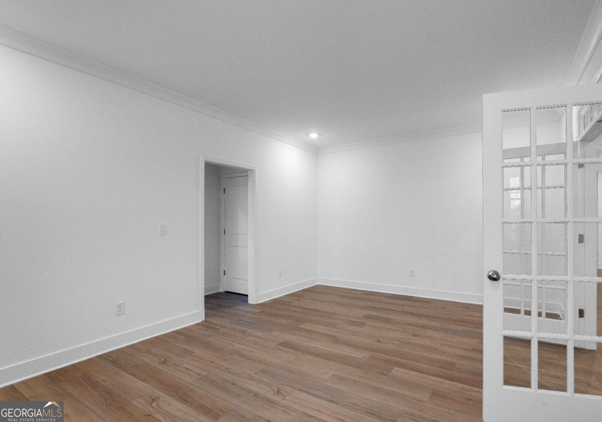 1130 Gage Lane Property Photo 3