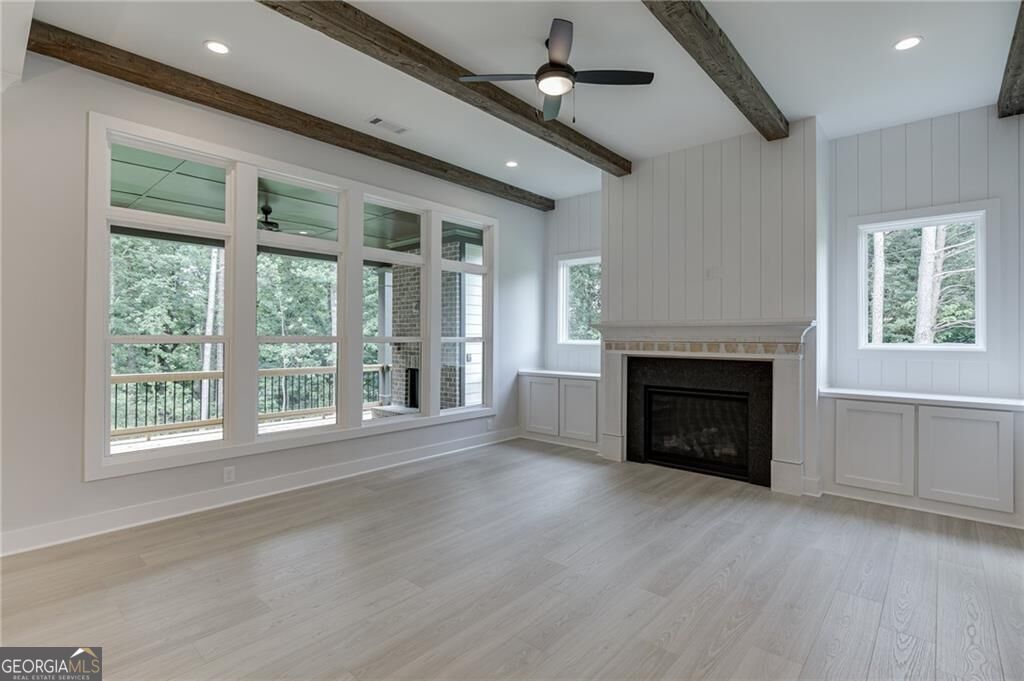 5370 Settingdown Road Property Photo 12