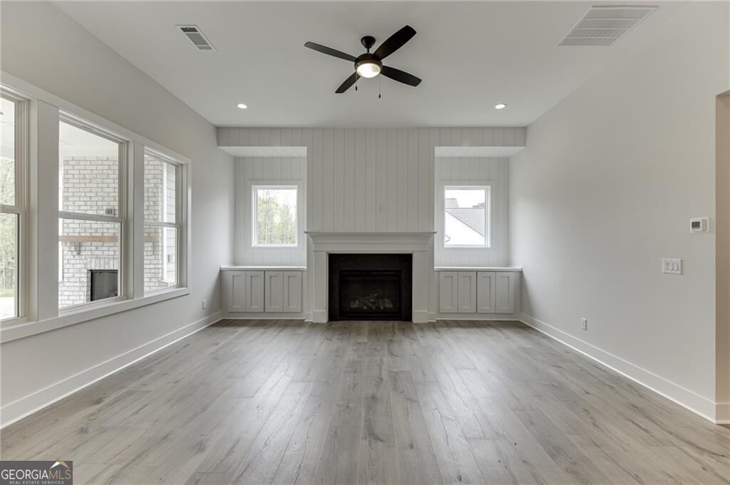 5450 Settingdown Road Property Photo 14