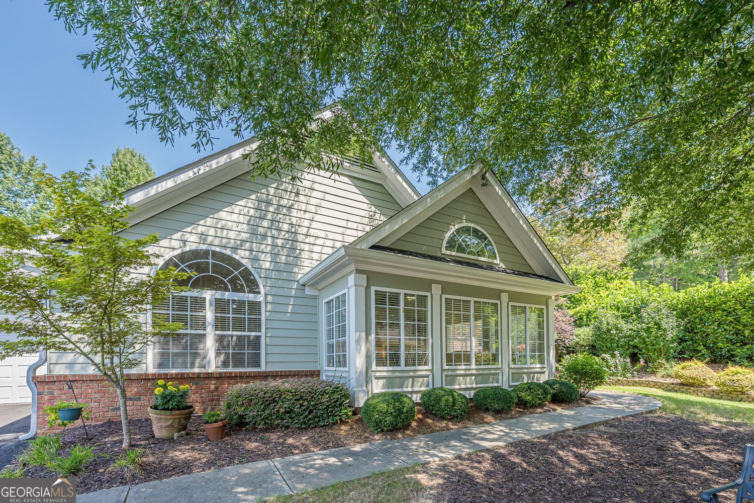 2943 Oakside Circle Property Photo 1