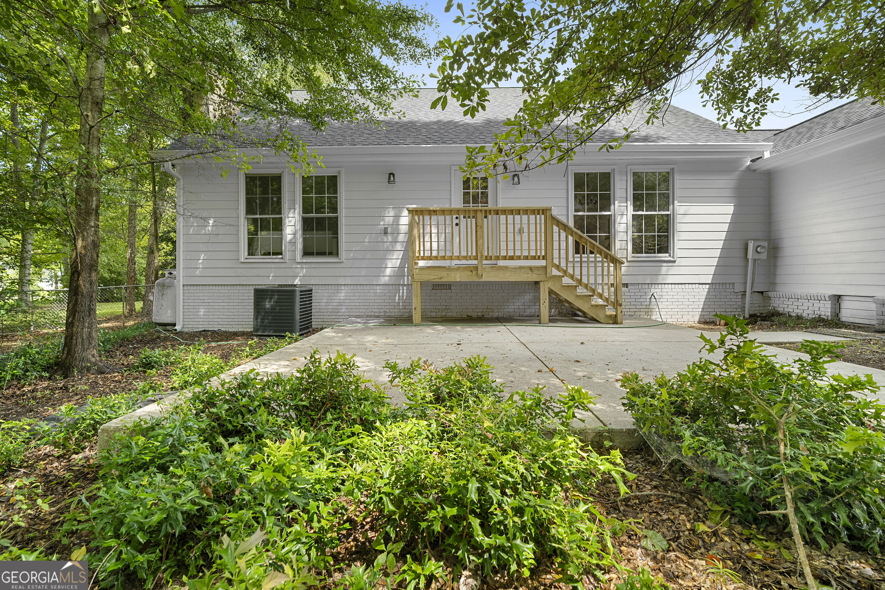 65 Heritage Circle Property Photo 27