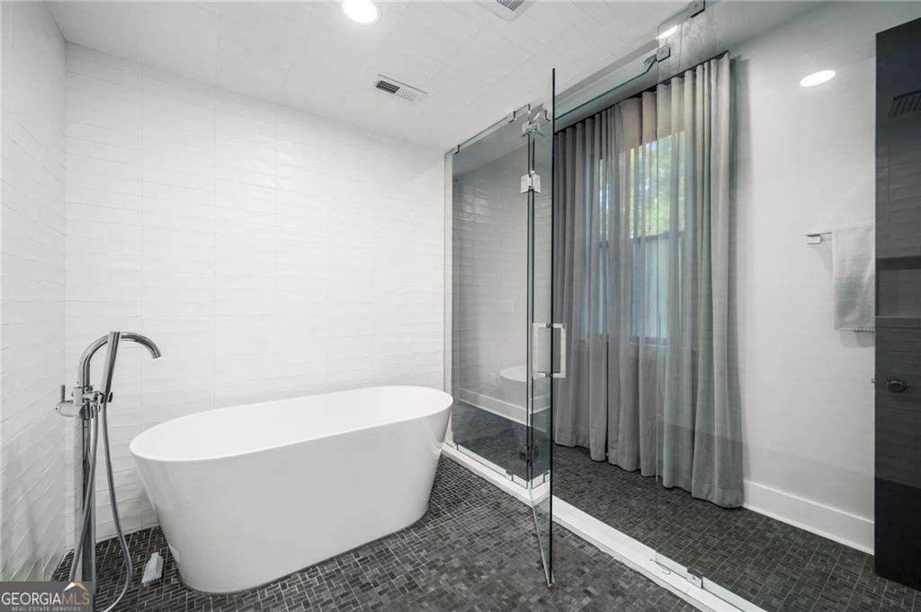 116 Medlock Road Property Photo 28